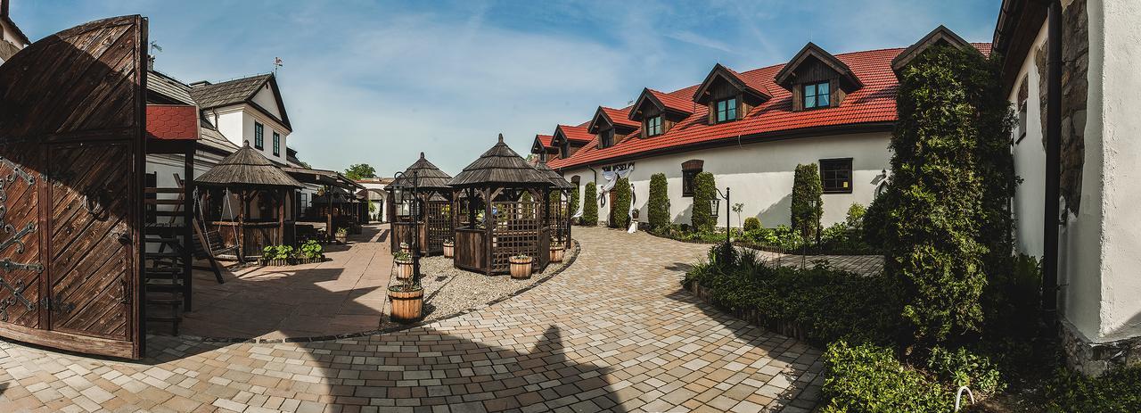 Hotel Pod Kogutkiem Krzywaczka Dış mekan fotoğraf