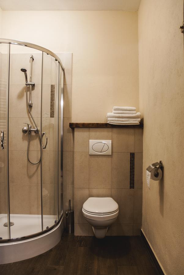 Hotel Pod Kogutkiem Krzywaczka Dış mekan fotoğraf